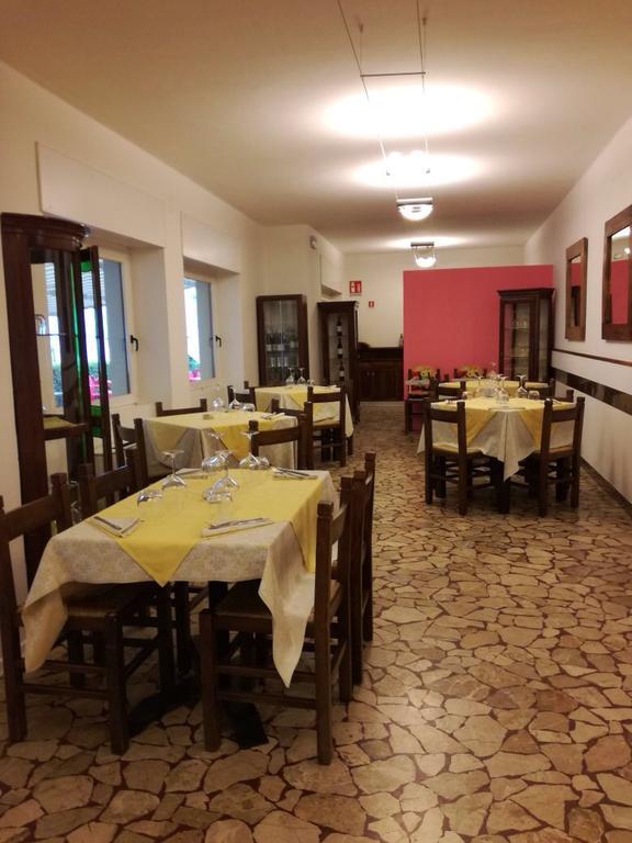 Hotel Pizzeria Mezzolago Pergine Valsugana Exterior photo