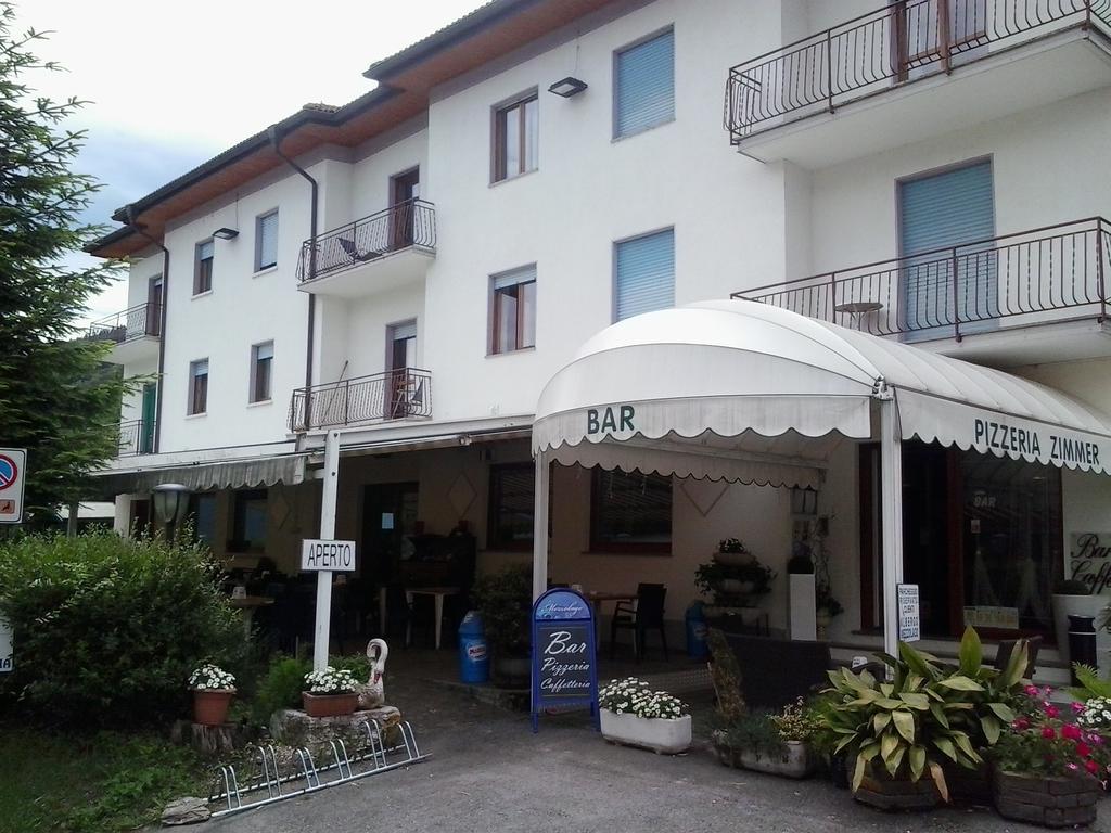 Hotel Pizzeria Mezzolago Pergine Valsugana Exterior photo